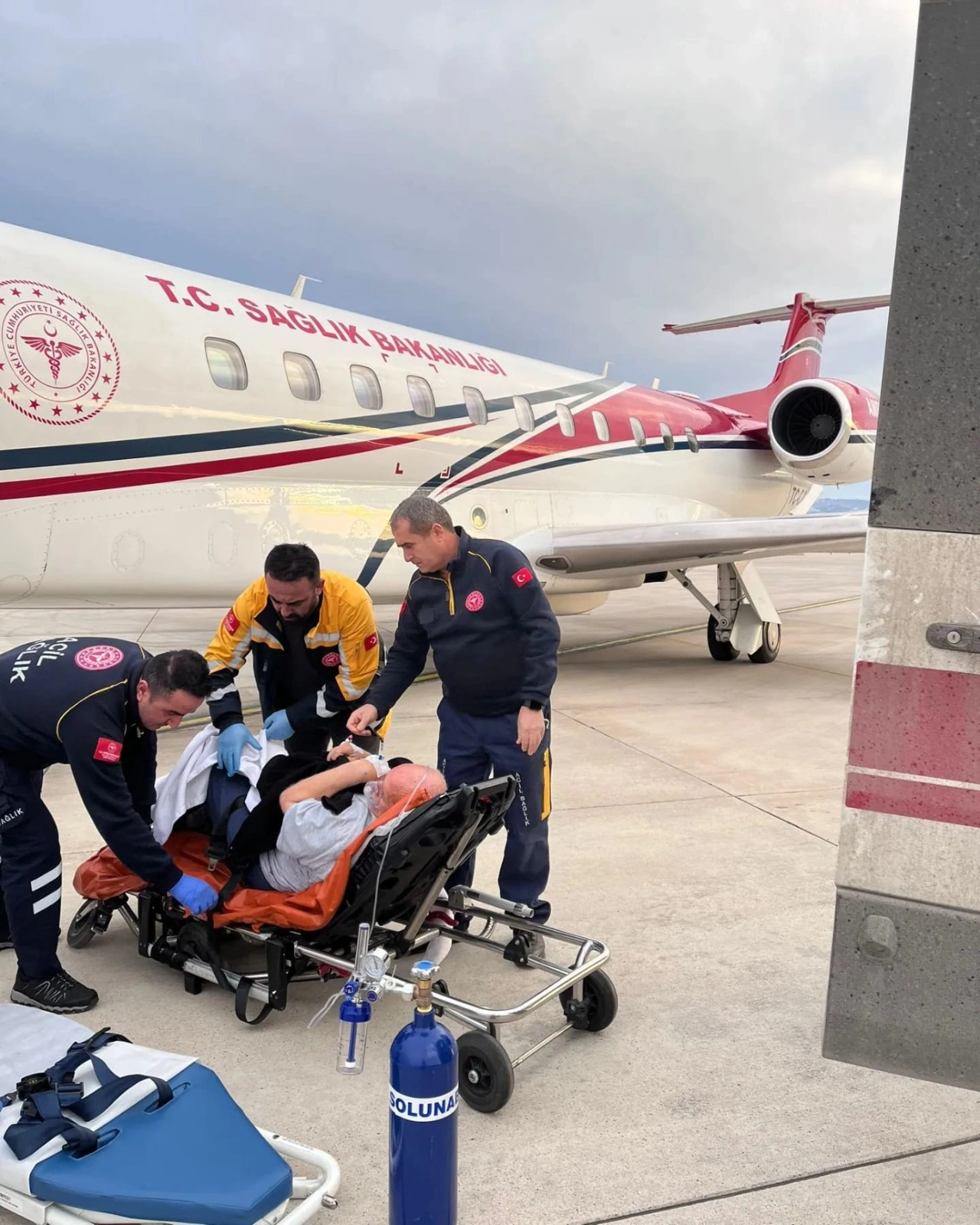 Erbaalı Hasta Uçak Ambulansla Nakledildi